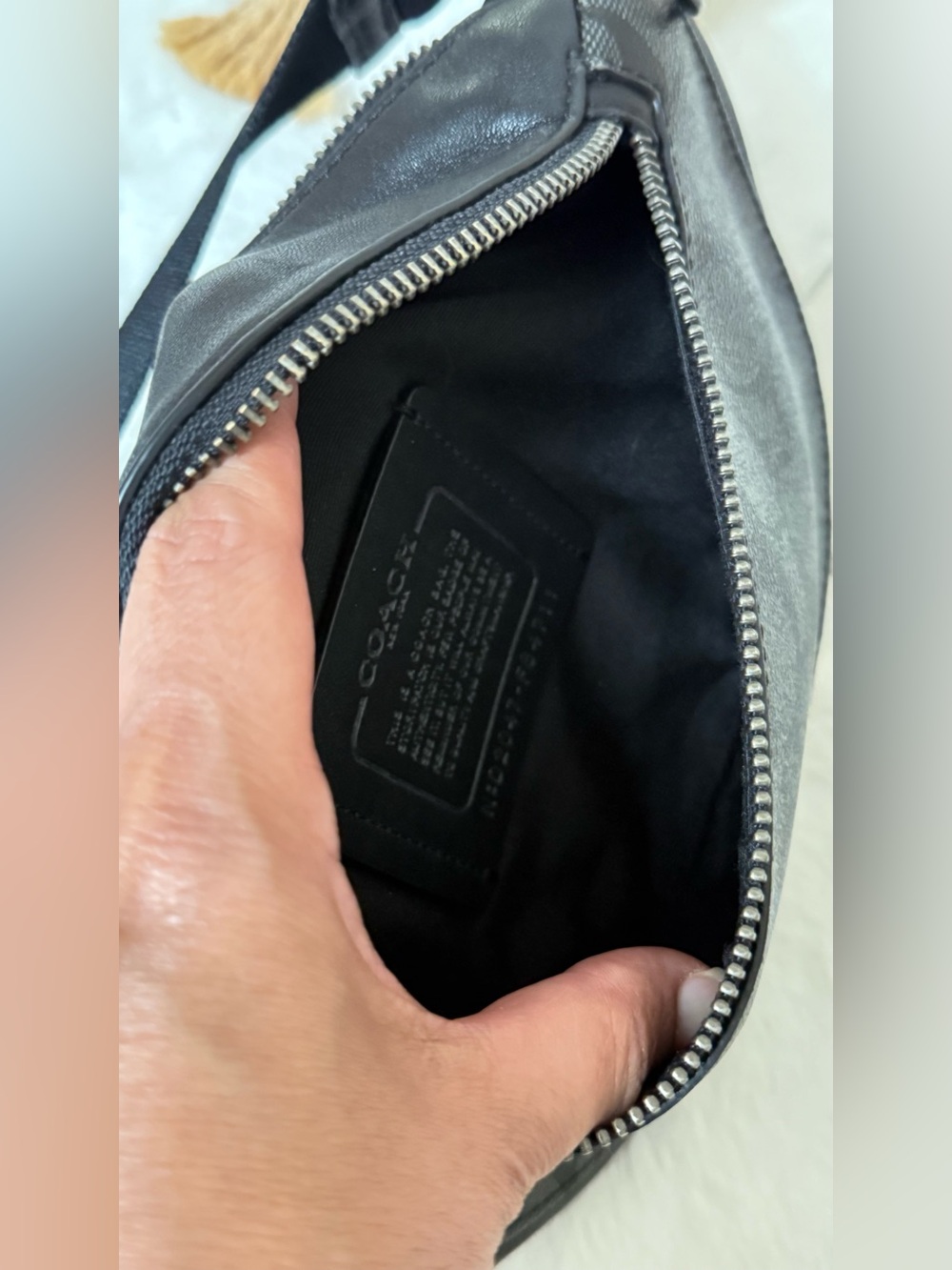 Coach Men’s Black Signature C Pattern Belt Bag - Picture 13 of 13